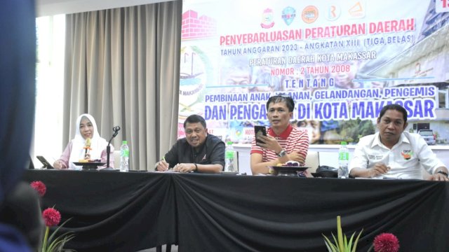Anggota DPRD Makassar, Arifin Dg Kulle saat menggelar sosialisasi Perda nomor 2 tahun 2008 tentang Pembinaan Anjal Gepeng di Hotel Royal Bay Makassar, Jumat (18/8/2023). (Foto: Istimewa)