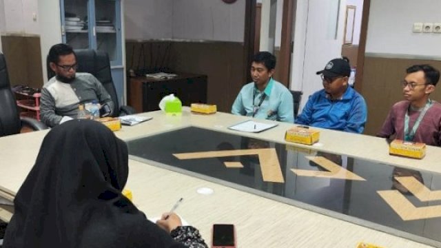 Pengurus Yamali TB menyambangi Komisi D DPRD Makassar untuk melakukan audiensi mengenai penanggulangan penyakit Tuberkulosis, Selasa (22/8/2023). (Foto: Istimewa)