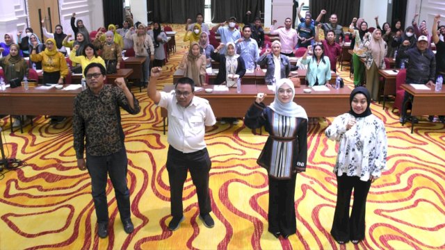 Anggota DPRD Makassar, Budi Hastuti menggelar Sosialisasi Perda Nomor 7 Tahun 2015 tentang Penyelenggaraan Bantuan Hukum di Travellers Hotel Phinisi, Jumat (1/9/2023). (Foto: Istimewa)