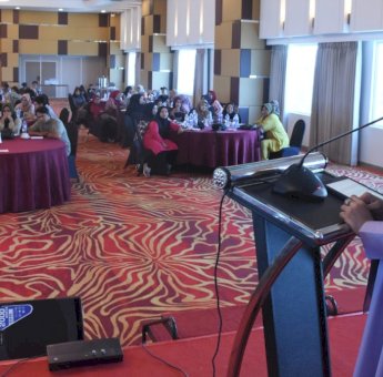 Dorong Peningkatan PAD, Fatma Wahyudin Minta Warga Pahami Retribusi Perizinan Tertentu