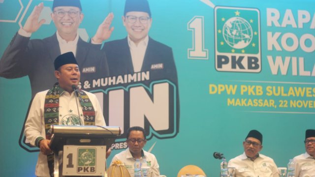 Ketua Bidang Hukum dan Perundang-undangan DPP PKB, Cucun Ahmad Syamsurijal saat memberikan pengarahan pada Rakorwil DPW PKB Sulsel di Hotel Dalton Makassar, Rabu (22/11/2023). (Foto: Istimewa)