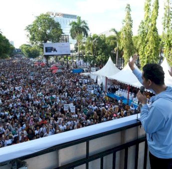 Pendaftar Jalan Sehat Satu Putaran di Makassar Capai 1.162.000 Orang, Gibran Ucapkan Terima Kasih