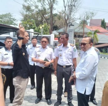 Kepala Bappeda Parepare Hadiri Sertijab dan Dampingi Pj Wali Kota ke DPRD