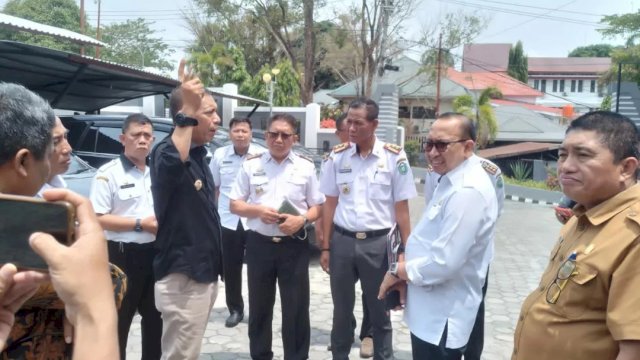Kepala Bappeda Parepare Hadiri Sertijab dan Dampingi Pj Wali Kota ke DPRD