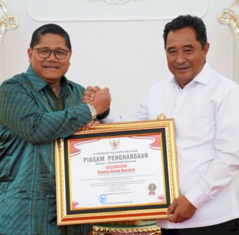 Pj Gubernur Sulsel: Dedikasi Causa Iman Karana Besar Dalam Pertumbuhan Ekonomi di Daerah