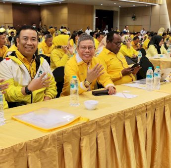 Dihadiri Ketua Bawaslu RI dan Komisioner KPU, Taufan Pawe Ikuti Bimtek Sikadeka di Jakarta