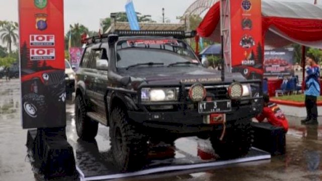 Salah satu kendaraan yang ikut dalam kegiatan Off Road Kukar Overland 2023. (Istimewa)