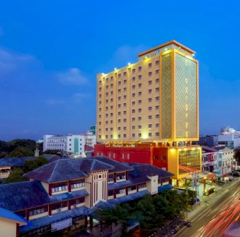 Manjakan Tamu, Best Western Makassar Siapkan Layanan Antar Jemput ke Masjid 99 Kubah