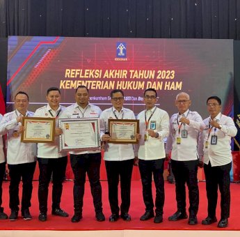 Kalapas Narkotika Samarinda dan Timnya Raih Predikat WBK 2023, Dapat Penghargaan dari Menkumham RI