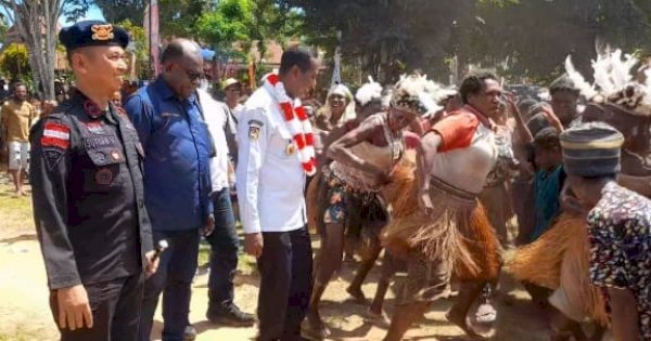 Apolo Safanpo Sikapi Aspirasi Pembentukan Kabupaten Muara Digoel