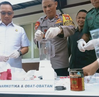 Akhir Tahun, Kejari Sinjai Musnahkan 12,43 Gram Sabu-Ratusan Obat Daftar G