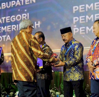 Terima Penghargaan KemenPUPR, Gowa Terbaik Kedua Kebinamargaan Nasional