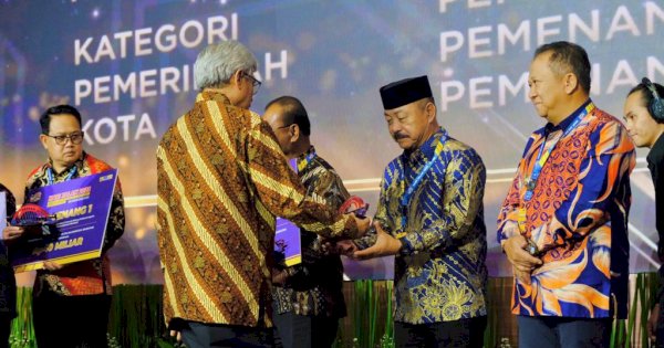 Terima Penghargaan KemenPUPR, Gowa Terbaik Kedua Kebinamargaan Nasional