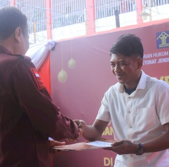 Kanwil Kemenkumham Sulsel Beri Remisi Natal ke 316 Napi, 2 Langsung Bebas