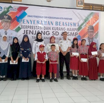 311 Siswa SD dan SMP Terima Beasiswa Berprestasi dan Kurang Mampu dari Disdikbud Parepare