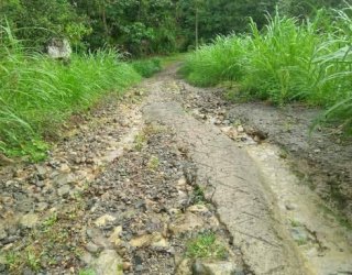 24 Persen Jalan di Sinjai Rusak Berat, 38 Kilometer Belum Juga Tersentuh Aspal
