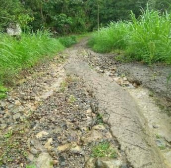 24 Persen Jalan di Sinjai Rusak Berat, 38 Kilometer Belum Juga Tersentuh Aspal