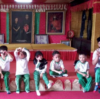 Kunjungi Musuem Balla Lompoa, Siswa TK Islam Athirah Makassar Diajak Kenal Sejarah Sejak Dini