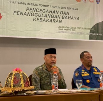 Abdul Wahid Edukasi Warga Cara Pencegahan dan Penanggulangan Bahaya Kebakaran