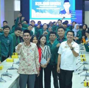 Pimpinan DPRD Makassar Motivasi Mahasiswa Kembangkan Potensi Diri