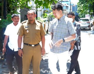 Kundapil di Kelurahan Losari, Eric Horas Tinjau Pengerjaan Drainase dan Temui Warga