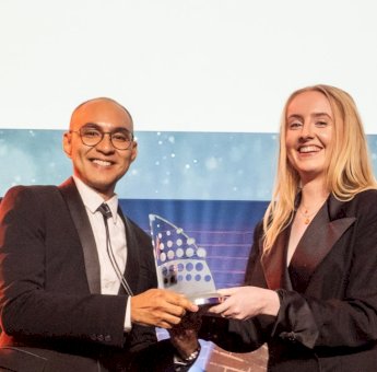 Berhasil Lakukan Integrasi Jaringan, IOH Raih Penghargaan World Communications Award 2023