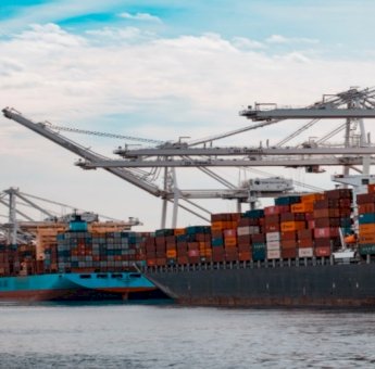 Aspek Perpajakan atas Penyerahan Barang Kena Pajak ke &nbsp;Kawasan Berikat