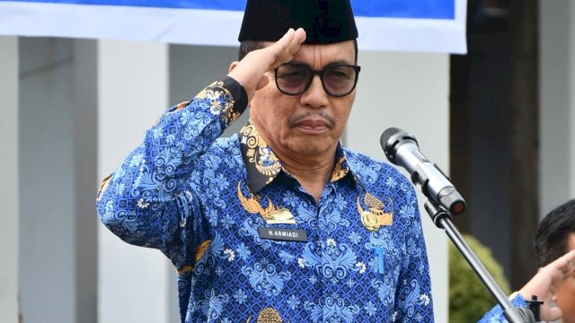 Sekretaris Daerah Kabupaten Luwu Utara, Armiadi memimpin upacara peringatan HUT ke-52 Korpri di Lapngan Upacara Kantor Bupati Luwu Utara.
