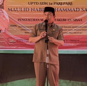 Ketua DPRD Parepare Kaharuddin Kadir Hadiri Maulid di SDN 34
