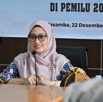 Indah Dorong Perempuan Aktif di Dunia Politik