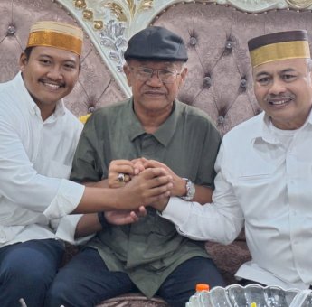 Di Hadapan Iksan Iskandar, Muhammad Sarif Resmi Pinang Efendi Sebagai Cawabup Jeneponto