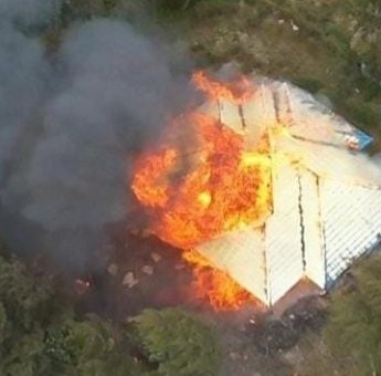 Kelompok Separatis Teroris Papua Bakar Rumah Dinas Anggota DPRD Intan Jaya