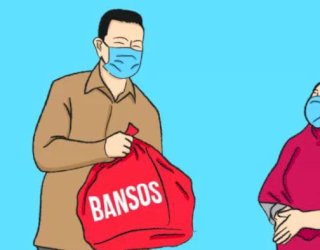 Di Peresmian Alun-alun Pemda Sinjai Salurkan Bansos Senilai Rp 482 Juta