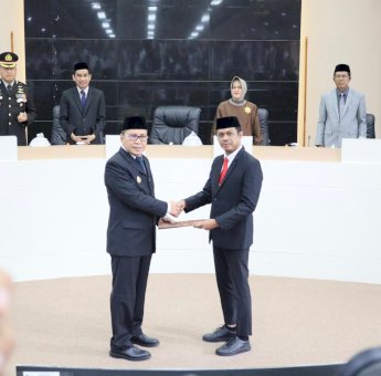 Lantik Firman Pagarra sebagai Pj Sekda Kota Makassar, Danny Pomanto Titip Jadikan Birokrat Kuat