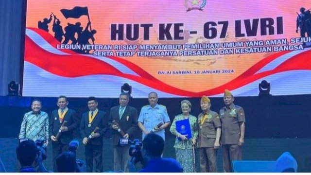 Pemberian Anugerah Bintang Veteran RI 2024 dari DPP Legiun Veteran RI dalam rangka Peringatan HUT ke-67 Legiun Veteran Republik Indonesia (LVRI) tahun 2024, Rabu (10/1/2024). (Foto: Istimewa)