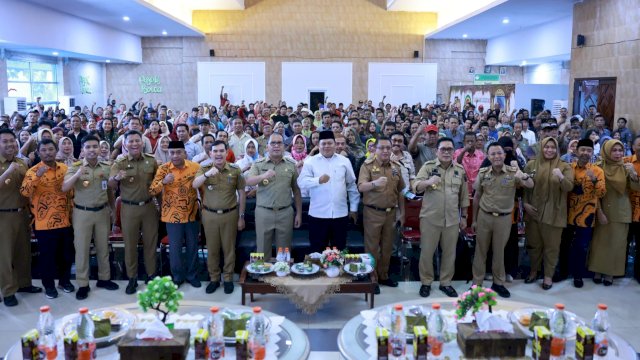 Wali Kota Makassar, Moh Ramdhan Pomanto mengunjungi empat kecamatan dalam rangka menekankan pentingnya Pemilu 2024 yang damai, Senin (15/1/2024). (Foto: Istimewa)