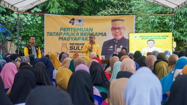 Caleg DPR RI Partai Golkar dari Dapil Sulsel II, Taufan Pawe kembali menggelar sosialisasi di dua titik di Kabupaten Pangkep, Selasa (16/1/2024). (Foto: Istimewa)