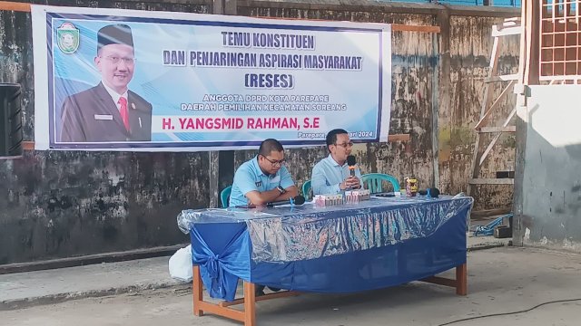 Ket : Legislator Partai Demokrat Kota Parepare, H Yangsmid Rahman Saat melakukan Temu Konstituen Warga Kecamatan Soreang 