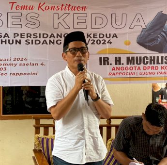Legislator DPRD Makassar Muchlis Misbah Terima Keluhan Masyarakat Soal Bansos