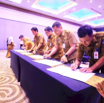 Sekwan DPRD Sulsel Hadiri Penandatanganan Perjanjian Kepala Perangkat Daerah Pemprov Sulsel