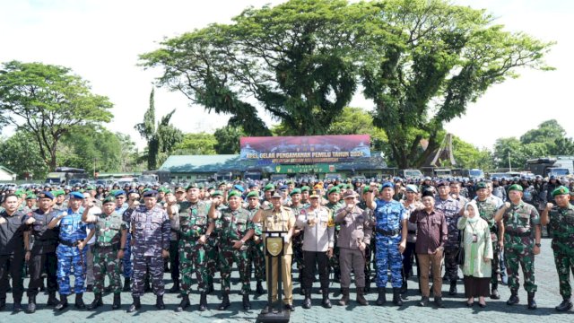 Apel Gelar Pasukan secara serentak dalam rangka pengamanan Pemilu 2024 di Lapangan M Yusuf Makodam XIV Hasanuddin, Kamis (01/02/2024). (Istimewa)