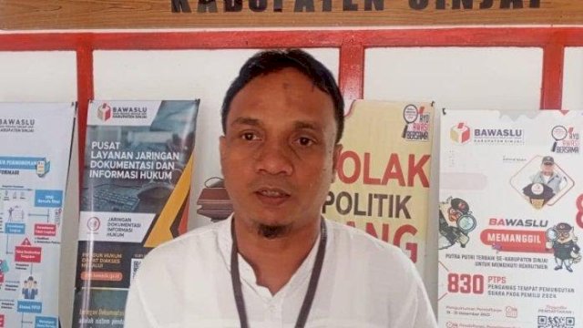 Ketua Bawaslu Sinjai, Arsal Arifin. (ist)