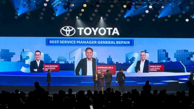 Kalla Toyota kembali mengukir prestasi membanggakan di ajang bergengsi ini. Kalla Toyota yang merupakan dealer Toyota terbesar di wilayah Sulsel, Sulbar, Sulteng dan Sultra berhasil meraih puluhan penghargaan. (Dok. Istimewa)