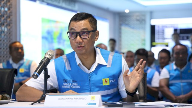 Direktur Utama PT PLN (Persero) Darmawan Prasodjo memimpin langsung apel siaga kelistrikan Pemilu 2024 untuk memastikan sistem kelistrikan nasional dalam kondisi prima.