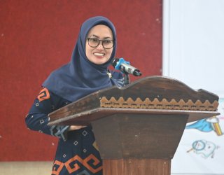 Indah Putri Indriani Minta Kepsek Dan Guru Awasi Jajanan Di Kantin Sekolah