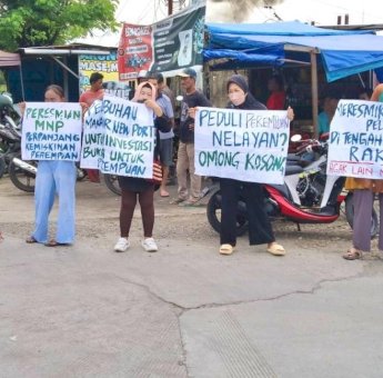 Pelabuhan MNP Makassar Diresmikan Jokowi, Bukti Negara Abaikan Hak Perempuan & Nelayan