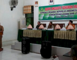 Hadiri RAT KP-RI Ikhlas Kemenag Sinjai, Fahsul Falah Minta Konsep Belanja Online Dikembangkan