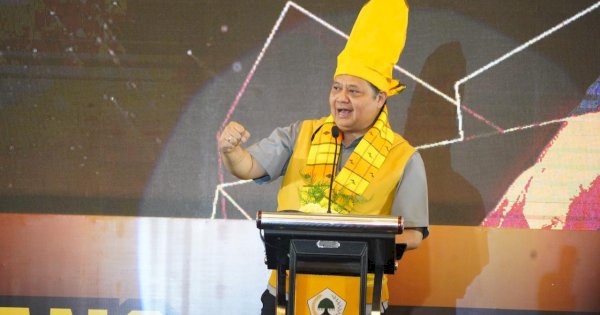 Ambisi Menang 20 Persen Secara Nasional, Airlangga Target Golkar Sulsel Raih 7 Kursi di Senayan