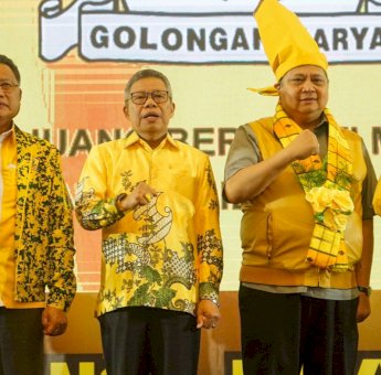Dihadapan Airlangga, Taufan Pawe Tegaskan Golkar Sulsel All Out Menangkan Prabowo-Gibran
