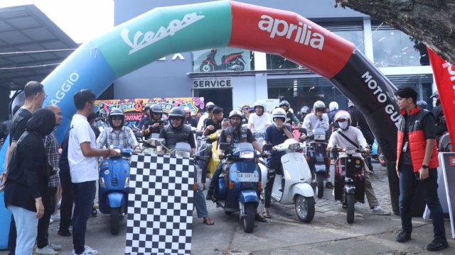 Pj Sekda Kota Makassar, Firman Hamid Pagarra saat membuka Motoplax in Action di Showroom Motoplax Aspac Makassar, Jalan Sultan Alauddin, Sabtu (3/2/2024). (Foto: Istimewa)